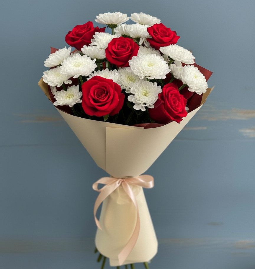 Букет цветов из: Розы и Хризантемы в Первомайском Алтайского края