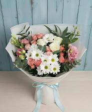 Букет цветов из:  Розы, Лизиантусы и Хризантемы в Первомайском Алтайского края