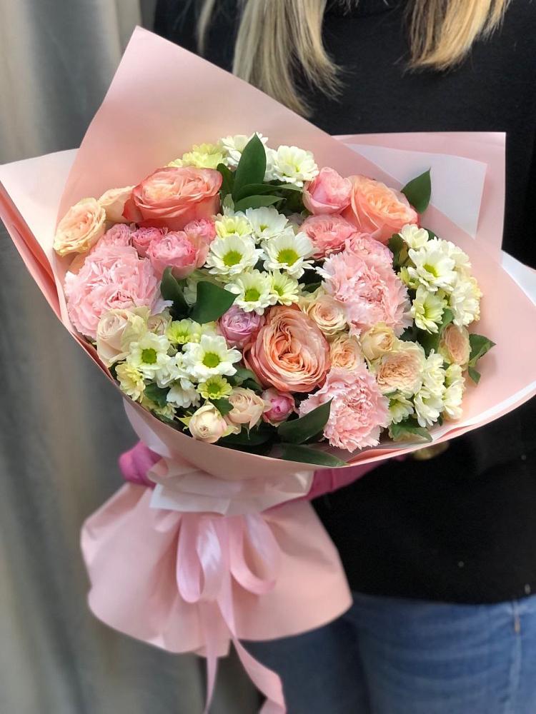 Букет цветов из: Гвоздики, Розы и Хризантемы в Первомайском Алтайского края