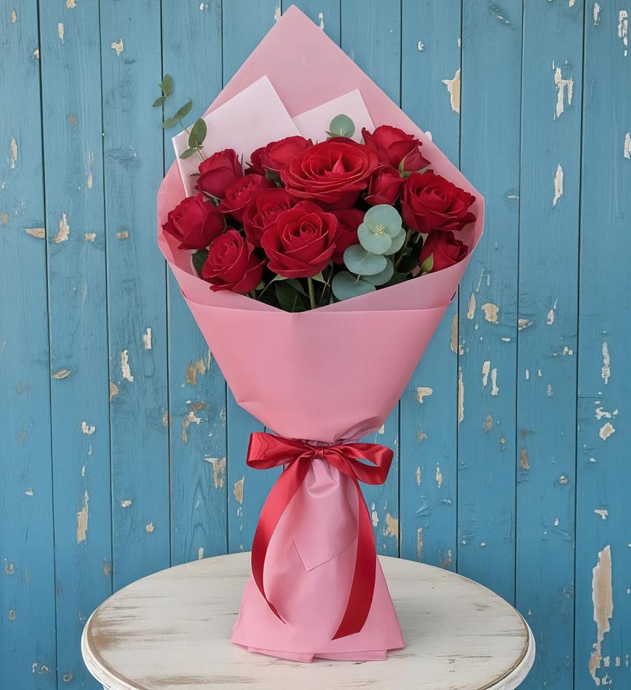 Букет цветов из: Розы в Первомайском Алтайского края