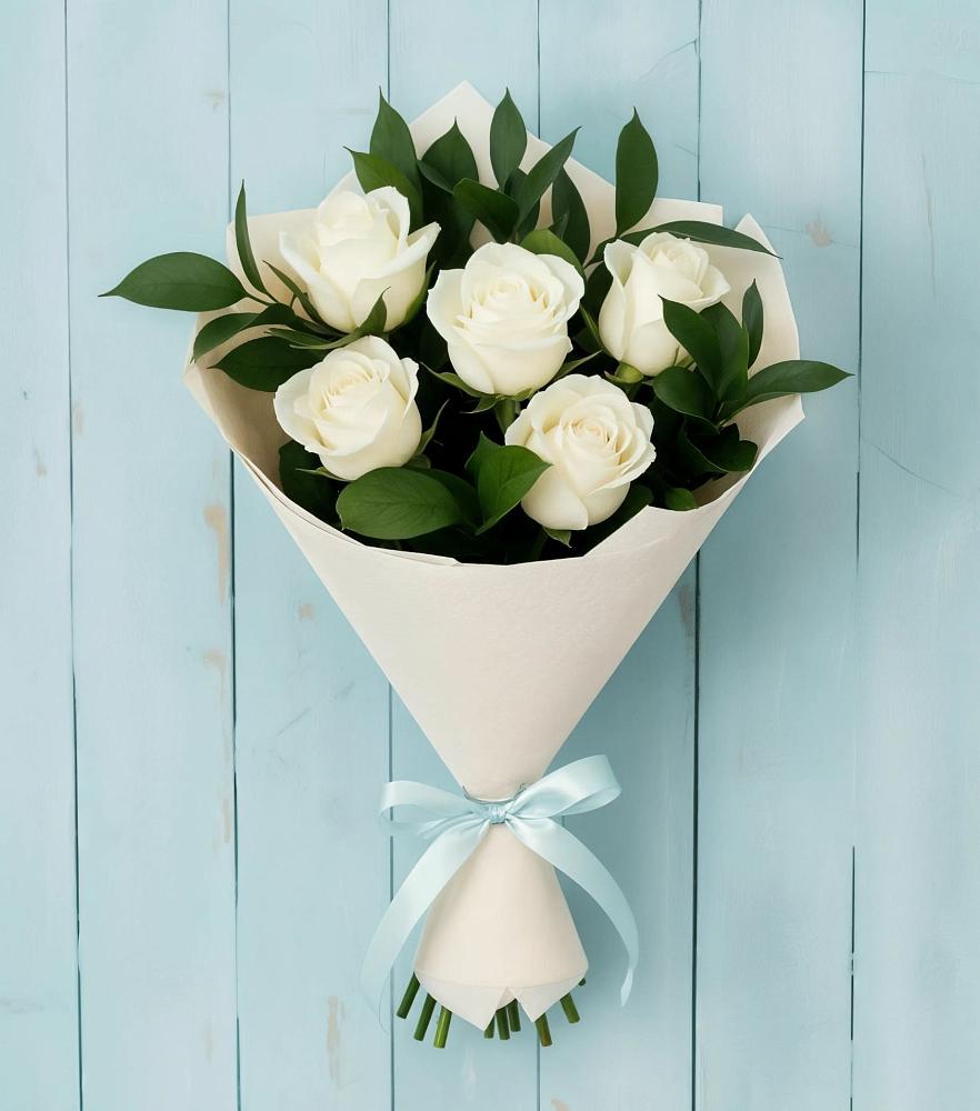 Букет цветов из: Розы в Первомайском Алтайского края