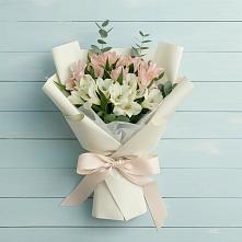 Букет цветов из:  Альстромерии в Первомайском Алтайского края