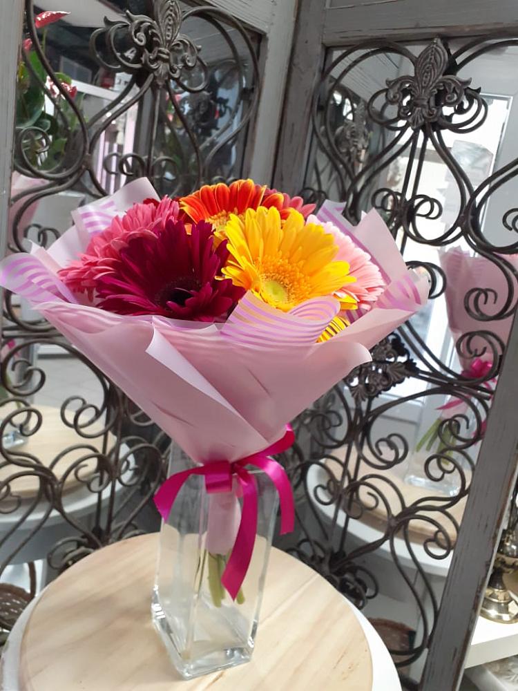 Букет цветов из: Герберы в Первомайском Алтайского края