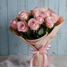 Букет цветов из:  Розы в Первомайском Алтайского края