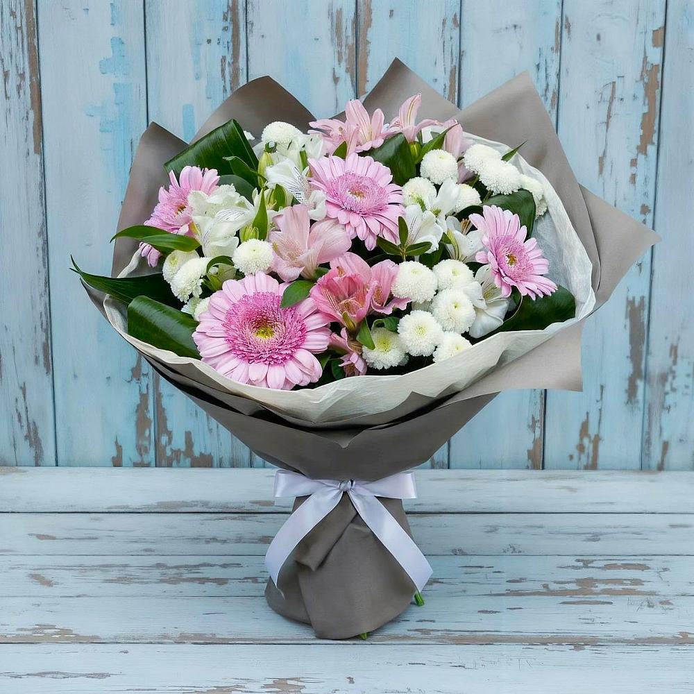 Букет цветов из: Герберы, Альстромерии и Хризантемы в Первомайском Алтайского края