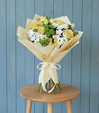 Букет цветов из:  Хризантемы и Розы в Первомайском Алтайского края