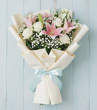 Букет цветов из:  Лилии в Первомайском Алтайского края