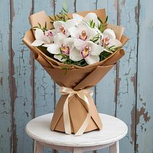 Букет цветов из:  Орхидеи и Розы #REPLACE_PRED# Первомайском Алтайского края